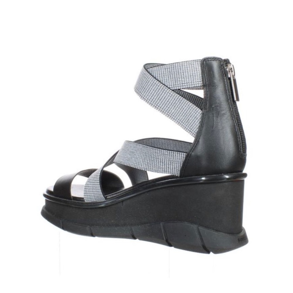 Sorel sport strap sandals Joanie III